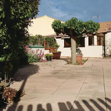 Gorgeous In La Nouvelle With Wifi Holiday home *