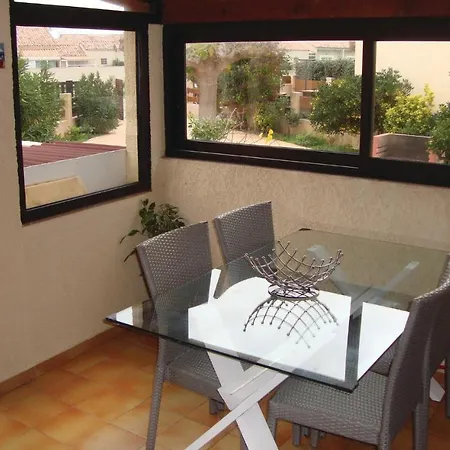 Gorgeous In La Nouvelle With Wifi Holiday home *